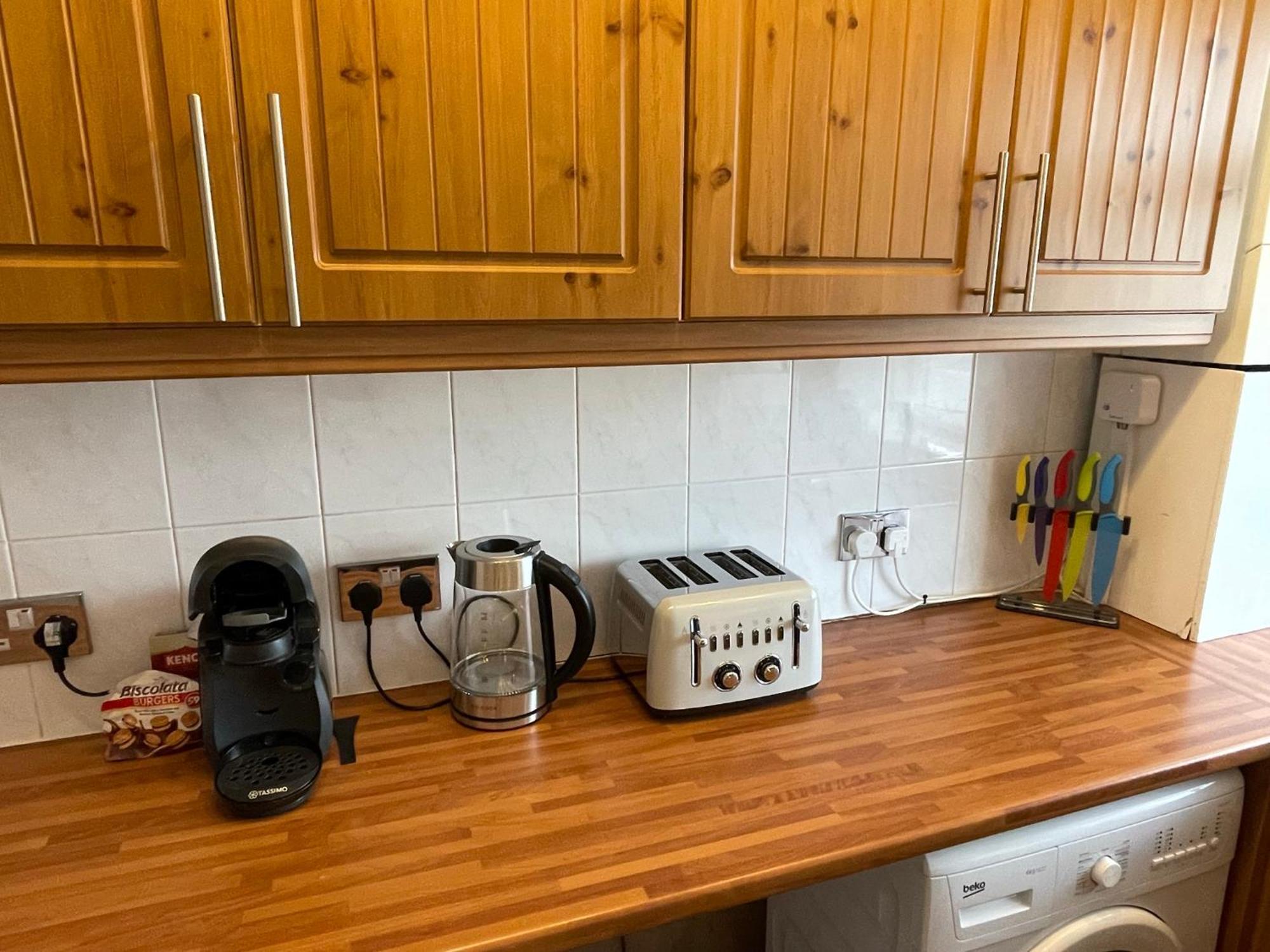 2 Bedrooms 2 Stations London Exteriör bild