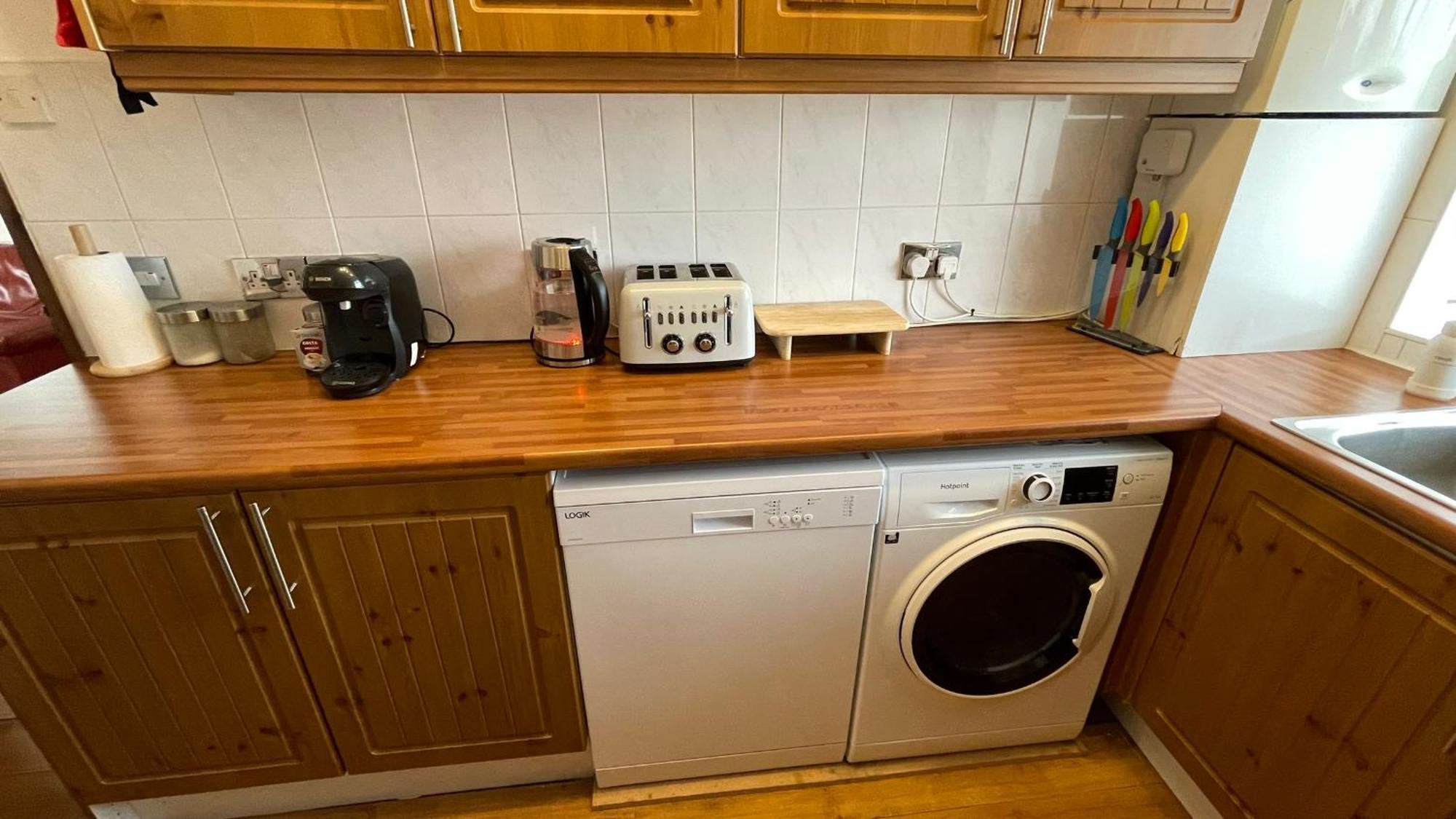 2 Bedrooms 2 Stations London Exteriör bild